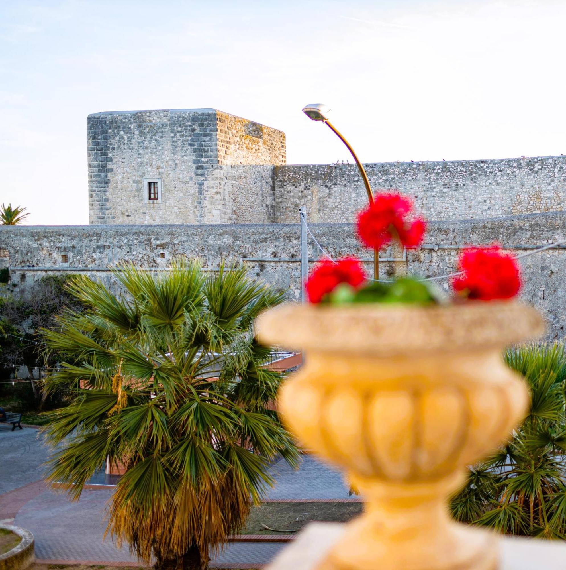 Apartament Mare E Castello Manfredonia Zewnętrze zdjęcie